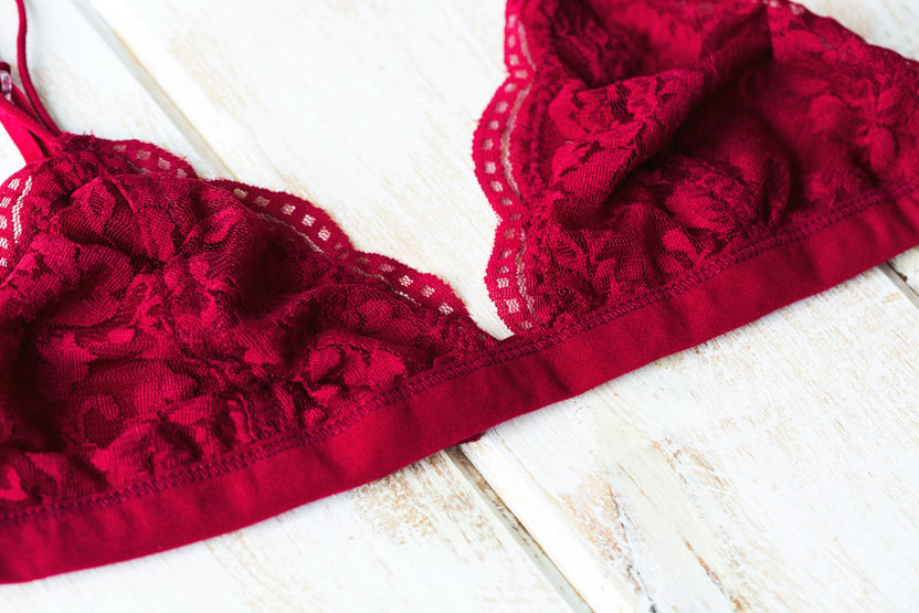 Classic Bralette – Deep Red
